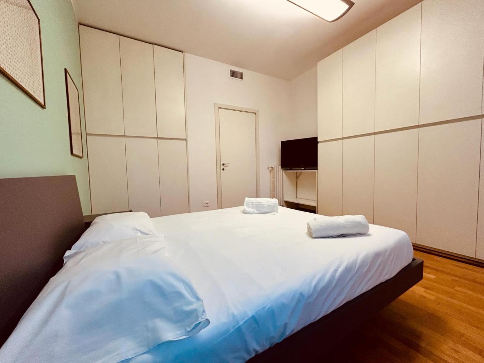 바레세 Kibilu - Via Medaglie D'Oro Centro Citta Con Parcheggio 아파트 외부 사진